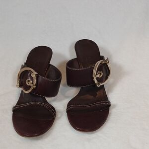 Gucci Leather Dark Brown Juanita  Sandals with Gold Accent Sz 7B